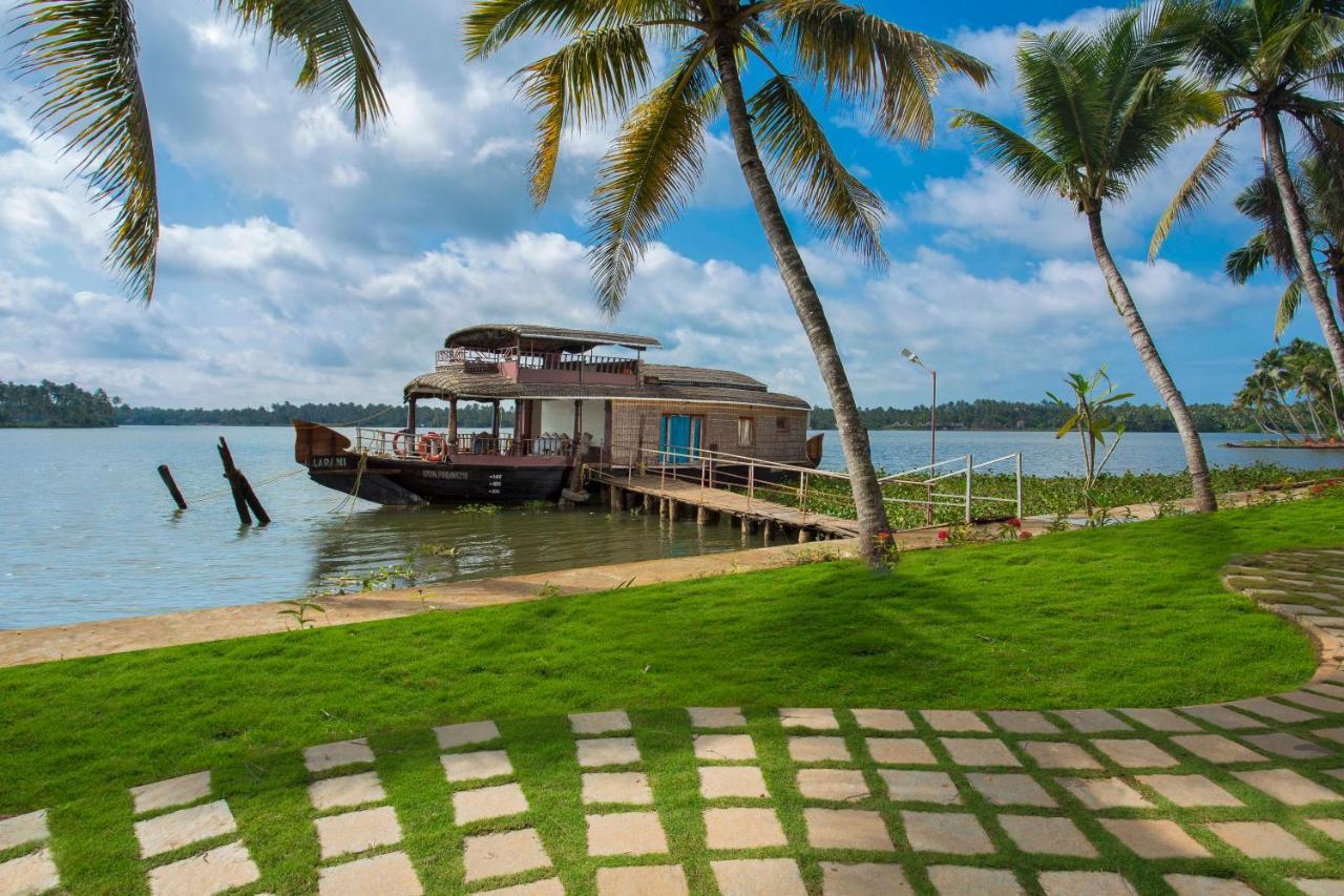 Blue Serene Resort Guruvāyūr Eksteriør billede