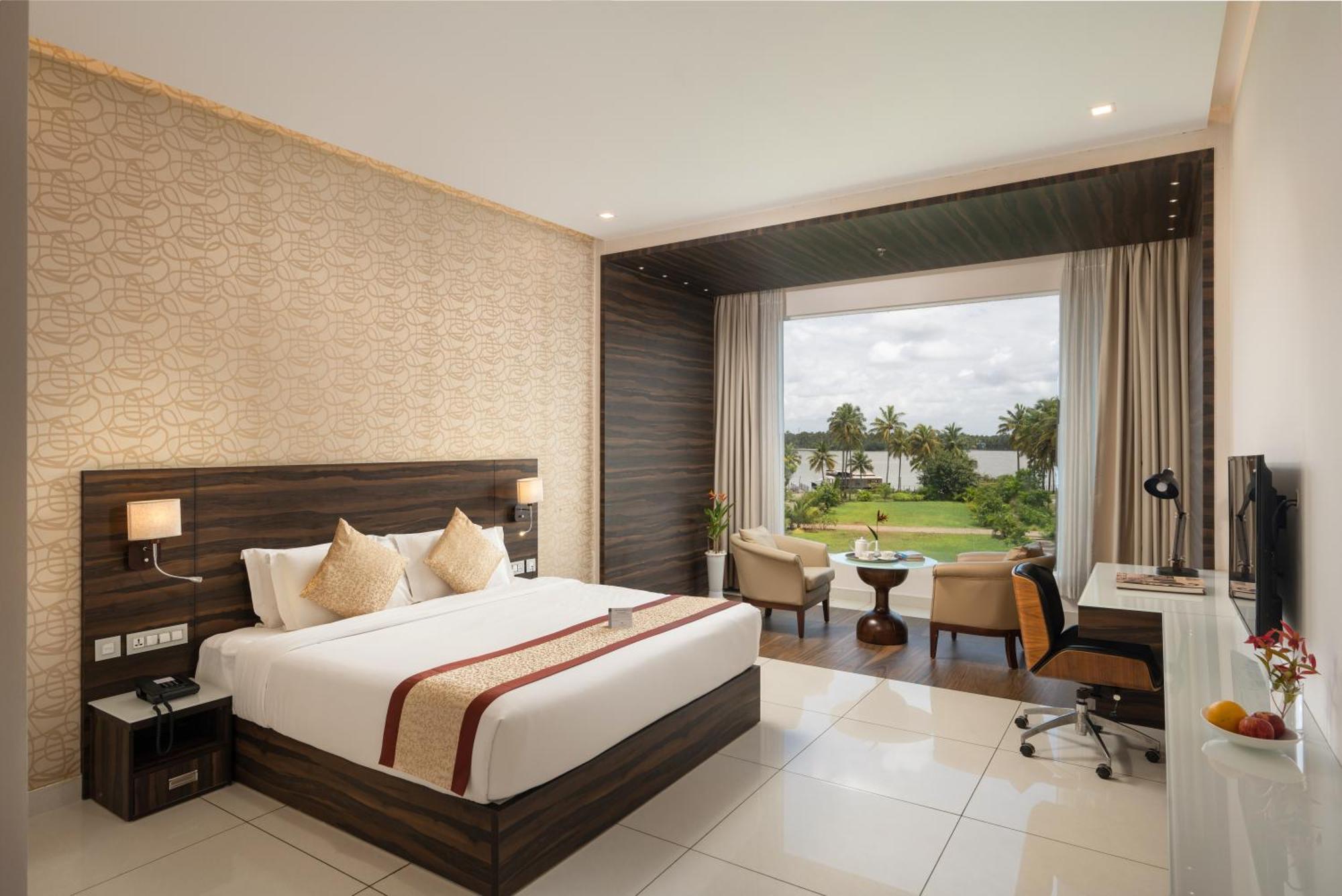 Blue Serene Resort Guruvāyūr Eksteriør billede