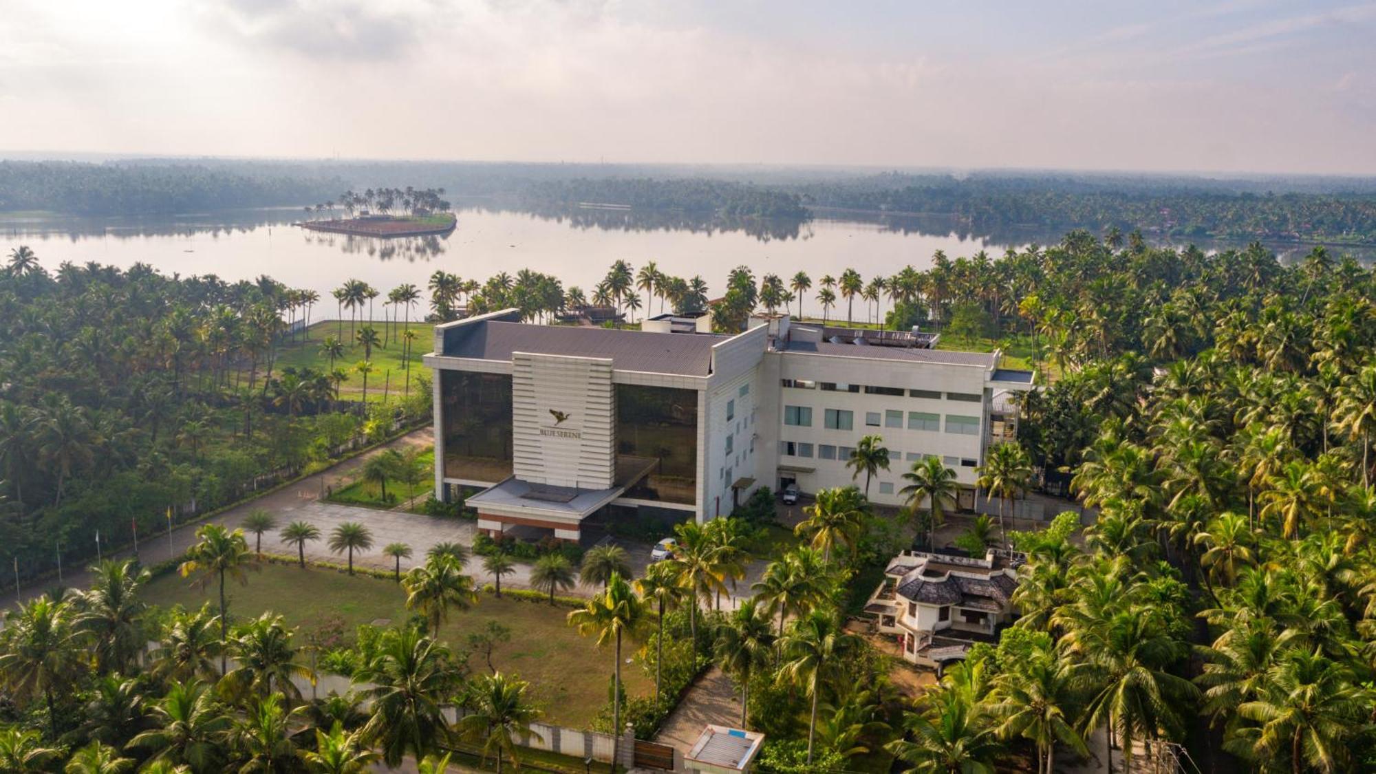 Blue Serene Resort Guruvāyūr Eksteriør billede